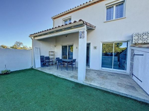 Maison climatisée avec terrasse, proche du village, 3 chambres pour 6 pers. - FR-1-475-137